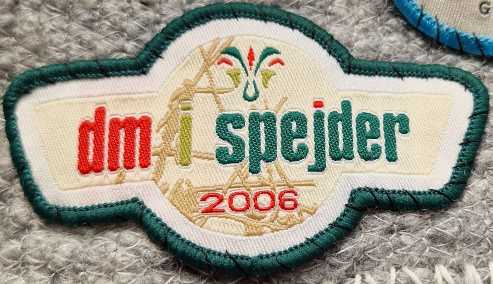 2006 DM i spejd
